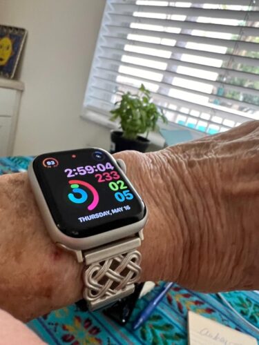 Apple Watch SE (2nd Gen) (Used – Like New) photo review