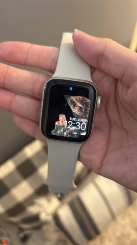 Apple Watch SE (2nd Gen) (Used – Like New) photo review