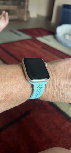 Apple Watch SE (2nd Gen) (Used – Like New) photo review