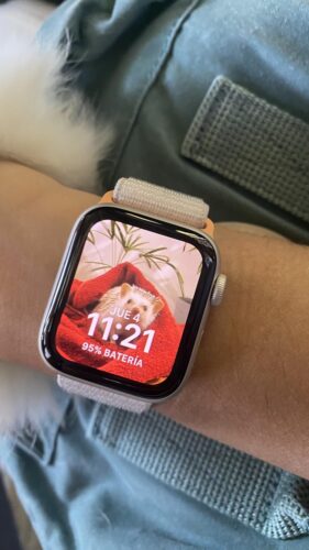 Apple Watch SE (2nd Gen) (Used – Like New) photo review