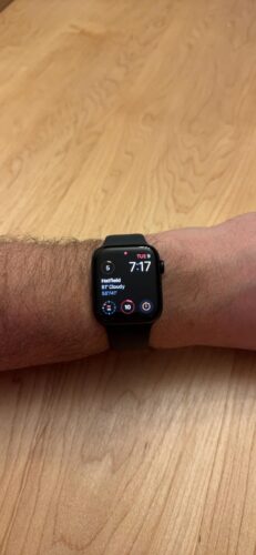 Apple Watch SE (2nd Gen) (Used – Like New) photo review