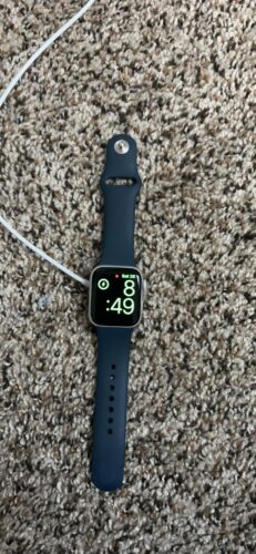 Apple Watch SE (2nd Gen) (Used – Like New) photo review