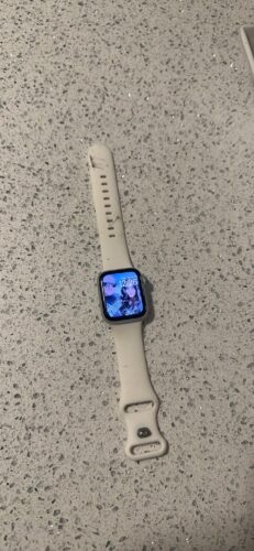 Apple Watch SE (2nd Gen) (Used – Like New) photo review